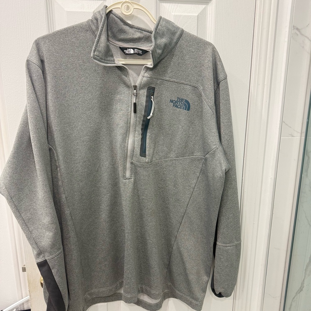 The North Face Light Gray Quarter-Zip Fleece